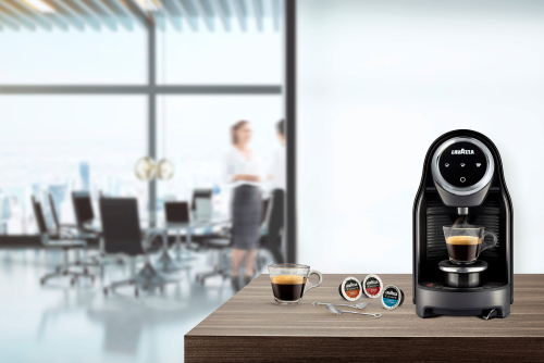 Lavazza Compact Kapselmaschine in der Büro Ansicht
